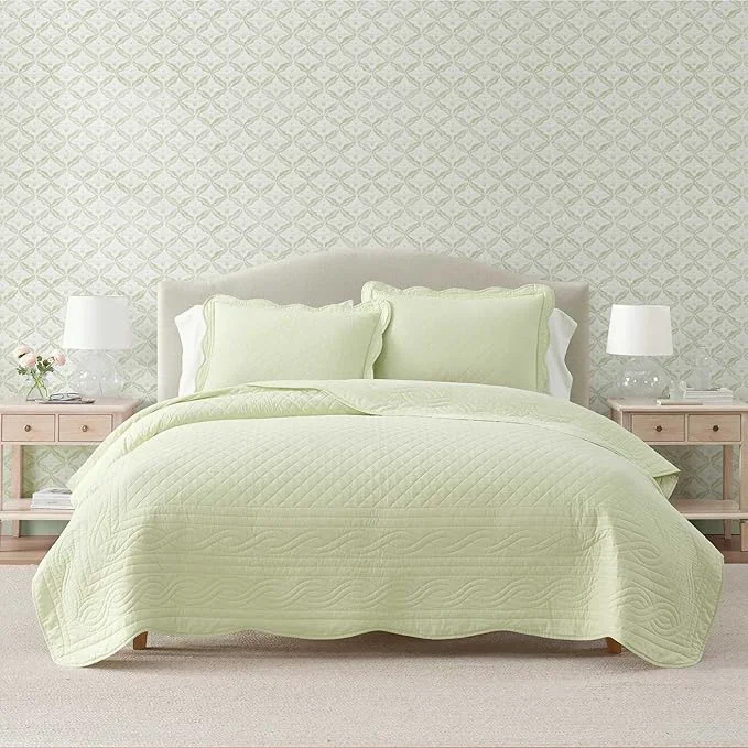 Classic Martha Stewart – Twin Size Quilt Set Soft amp Breathable Cotton Percale Quilted Bedding with Matching Pillowcase Scalloped Edge Bed Set Vintage Scallop Green Innovative