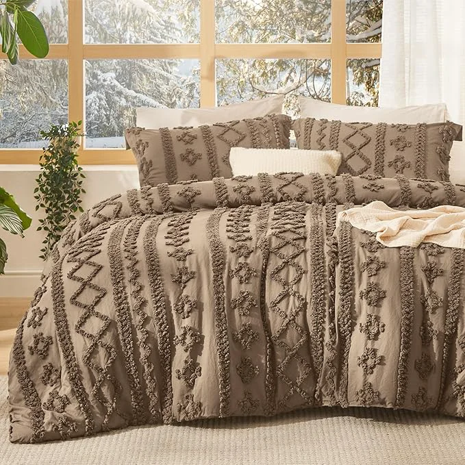 Outstanding Bedsure Tufted Boho Comforter Set King Size – Light Brown Boho Bed Set GentleSoft™ 3 Pieces Farmhouse Shabby Chic Embroidery Bedding Gifts for Woman Jacquard King Comforter for All Seasons Minimalist