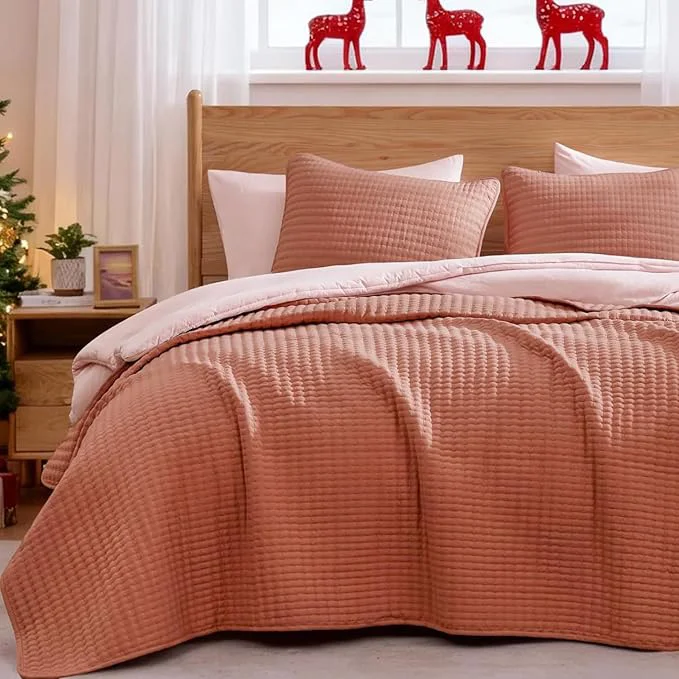 Sophisticated WRENSONGE King Size Quilt-3 Pieces Lightweight Autumn Leaf Fall King Quilt Bedding Set for All Season Soft Coverlet with 2 Pillow Shams Suitable for Bed amp Couch Premium