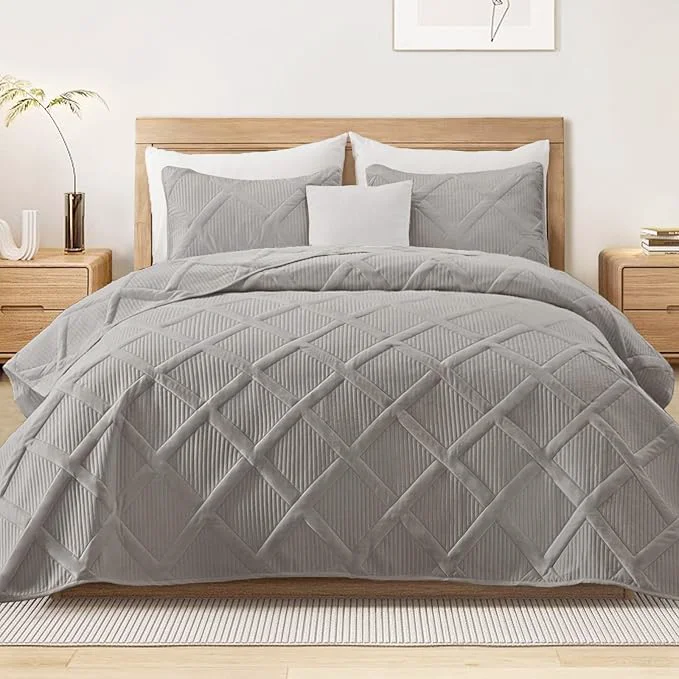 Natural Exclusivo Mezcla Quilt Set Twin Size 2 Pieces Light Grey Twin Quilt Bedding Set Lightweight Quilts Soft Bedspreads Modern Striped Coverlets for All Seasons Next-Generation