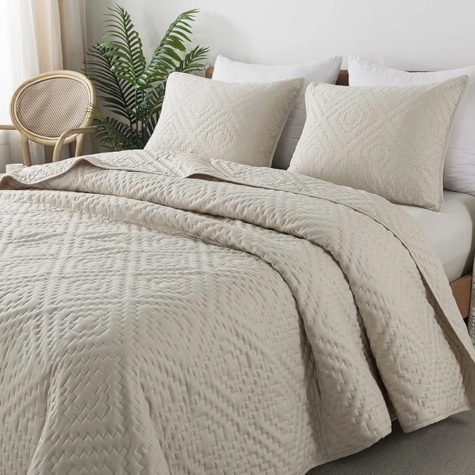 Safe R.SHARE Beige Cream Tan King Size Quilt Bedding Sets with Pillow Shams Boho Lightweight Soft Bedspread Coverlet Quilted Blanket Thin Comforter Bed Cover for All Season 3 Pieces 104×90 inches Prestigious