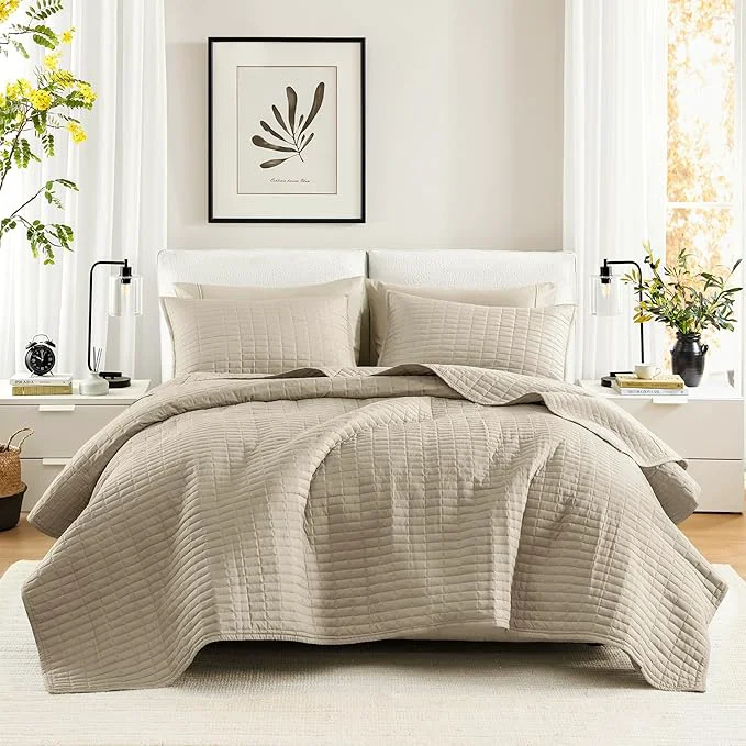 Functional Comfort Spaces Twin Quilt Set Modern Reversible Plaid Coverlet Twin Bedding Set Cozy Quilted Winter Layer All Season Lightweight Soft Twin Size Quilt Kienna Twin Twin XL Beige 2 Piece World-Class