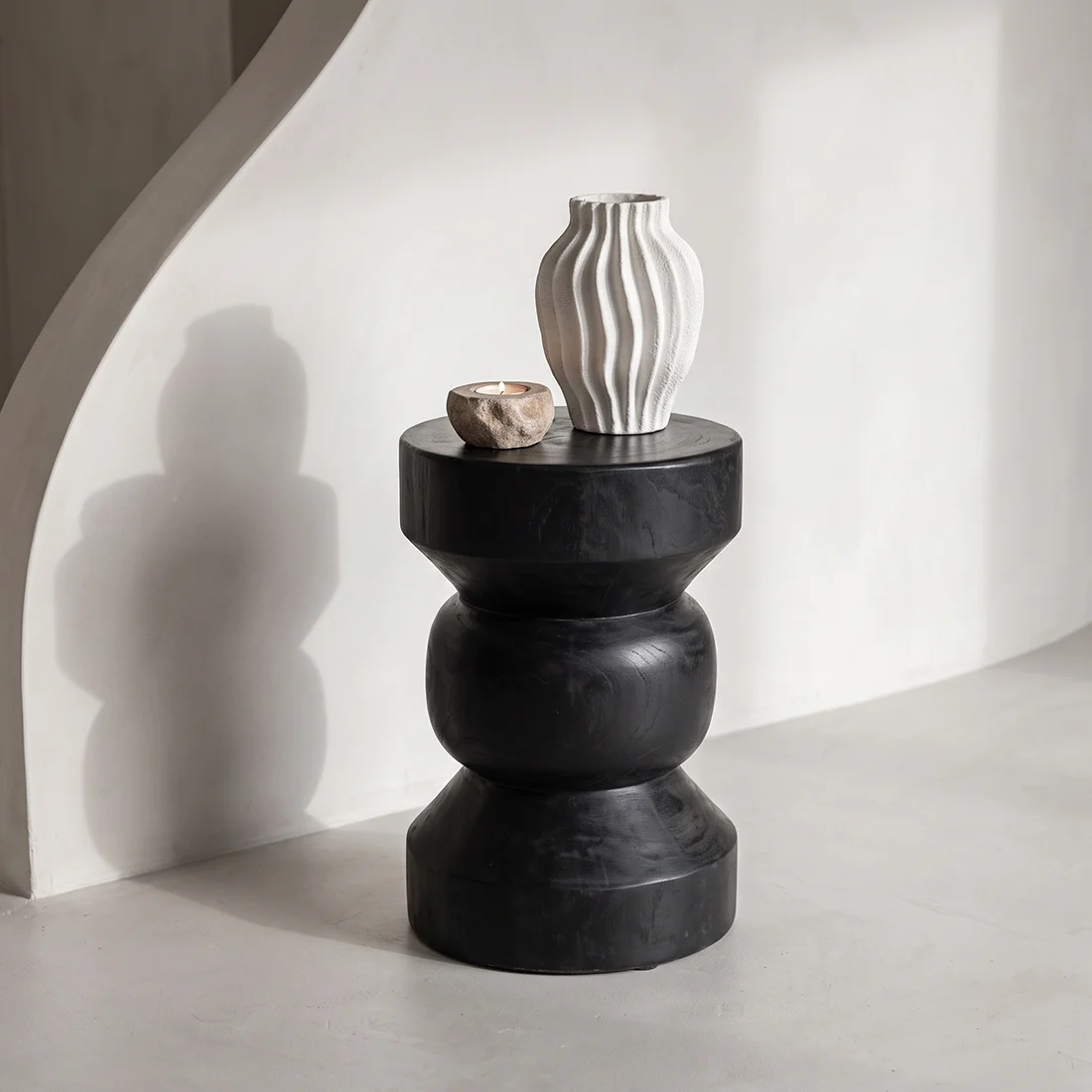 Optimized Forma teak bijzettafel Ritari zwart Trendy