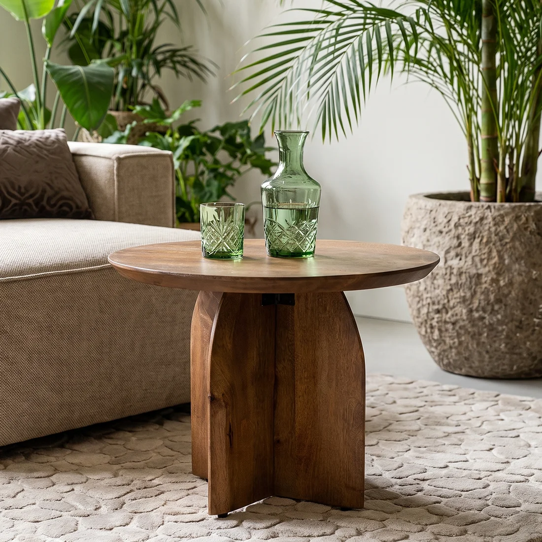 Environmentally Friendly Bullnose mango wood side table Ø55 cm Genuine