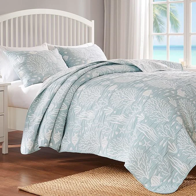 Organic Greenland Home Coastal Paradise Reversible Matelassé Coverlet Set 2-Piece Twin XL Marina Seafoam Durable