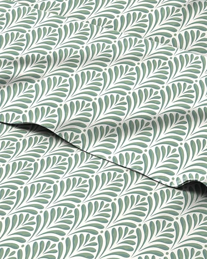 Stylish Floral Sheets – Green Floral Bed Sheet Set – 1 Flat 1 Fitted amp 2 Pillowcases w Deep Pockets – Comfy Wrinkle amp Fade – Boho Botanical Bedding – Soft Breathable and Cooling – Cal King Size Set Versatile