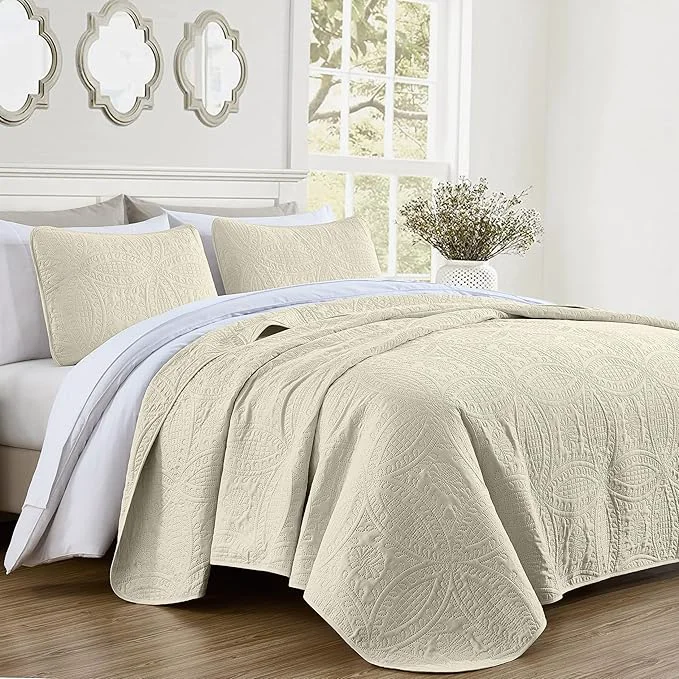 Smart Chezmoi Collection Austin 3-piece Oversized Bedspread Coverlet Set King Ivory Oversized Lightweight Fade Resistant High-Performance