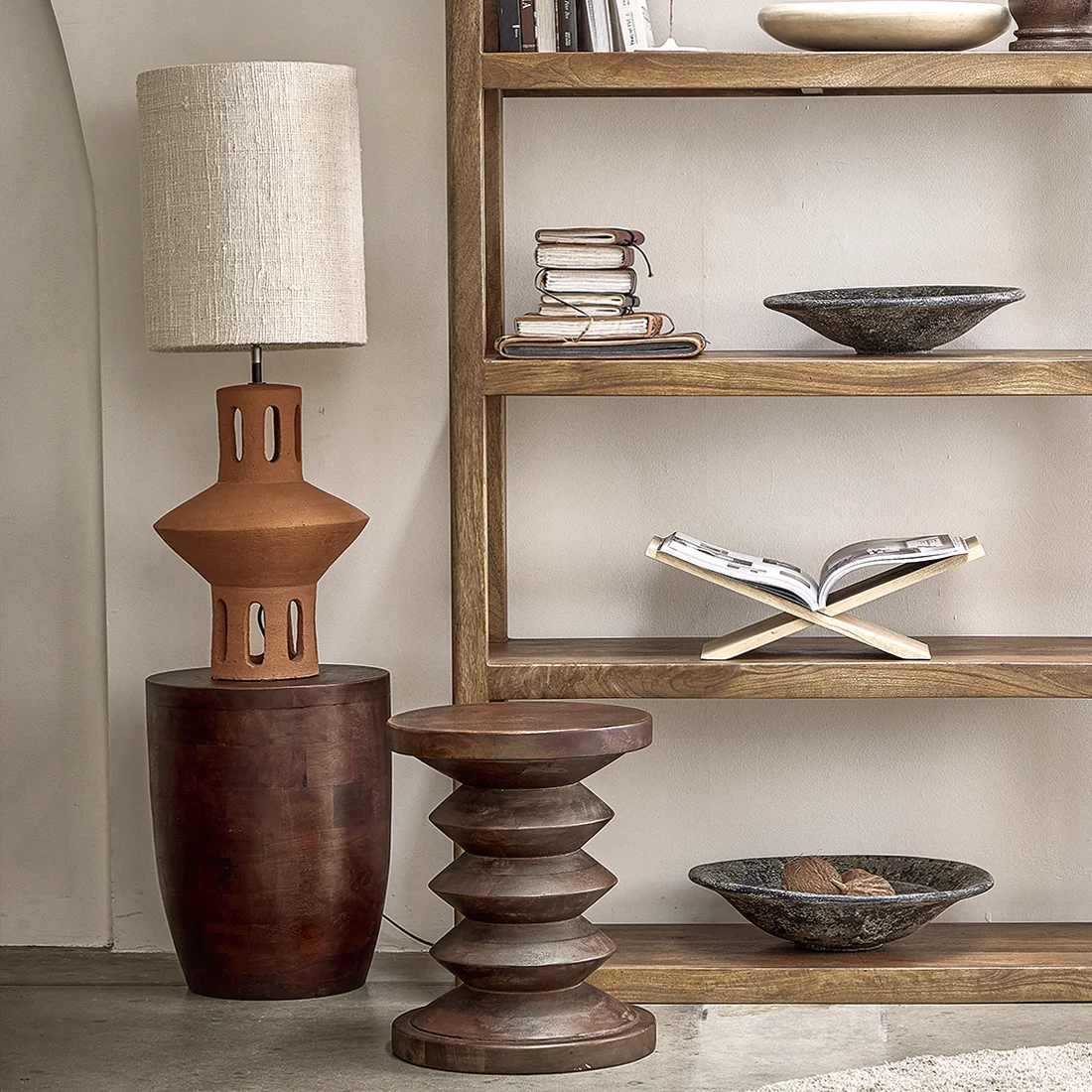 Minimalist Terra table lamp Lily natural Safe