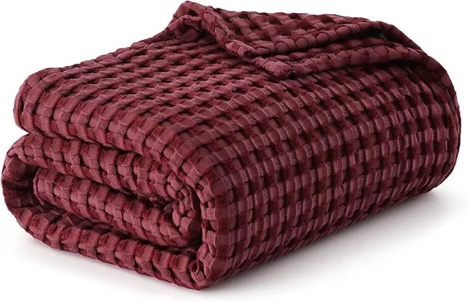 Expertly Made Bedsure Cooling Cotton Waffle King Size Blanket – Lightweight Breathable Blanket of Rayon Derived from Bamboo for Hot Sleepers Luxury Throws for Bed Couch and Sofa Dark Red 104×90 Inches Elegant