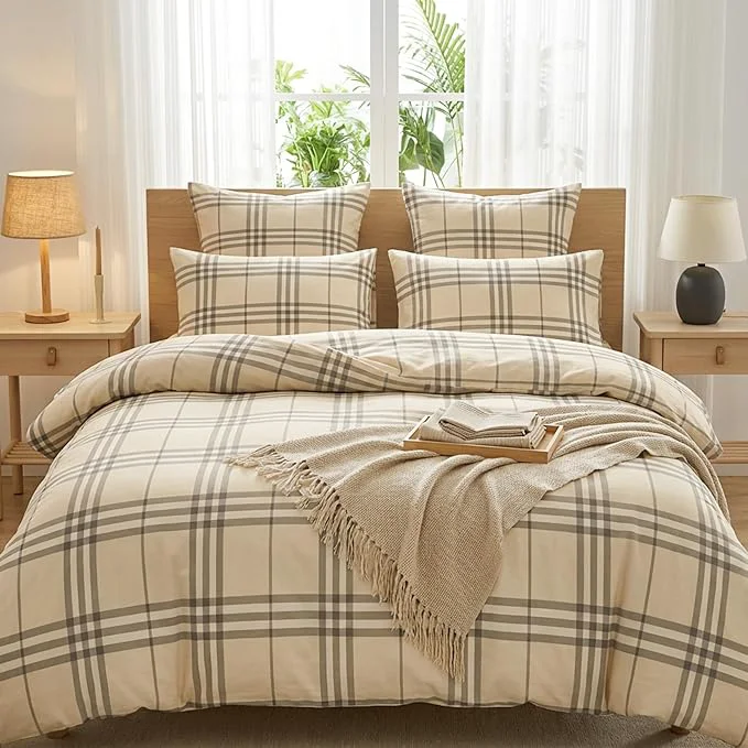 Exclusive Nayoroom Plaid Duvet Cover Queen Size Vintage Tan Cream Gingham Checkered Duvet Cover Dorm Bedding Set 3 Pieces Soft Lightweight Microfiber Farmhouse Bedding Set Gifts for Women Men Flexible