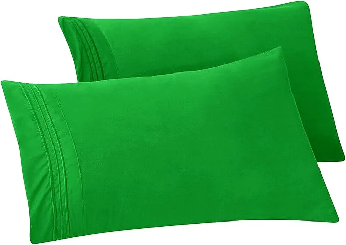 Trendy Elegant Comfort Solid Pillowcases 1500 Premium Hotel Quality Microfiber – Smooth Weave Wrinkle and Fade Resistant Easy Slip-On 2-Piece Set Standard Queen Pillowcase Emerald Green Efficient