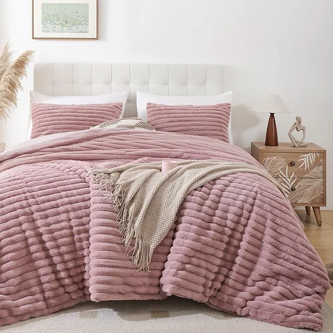Fashionable Smoofy Fluffy Full Size Comforter Sets 3 Pieces Consistent