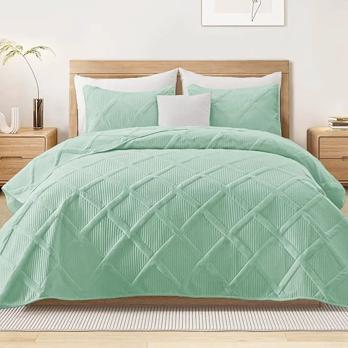 Genuine Exclusivo Mezcla Oversized King Quilt Set- Light Green Cal King Quilts Bedding Certified