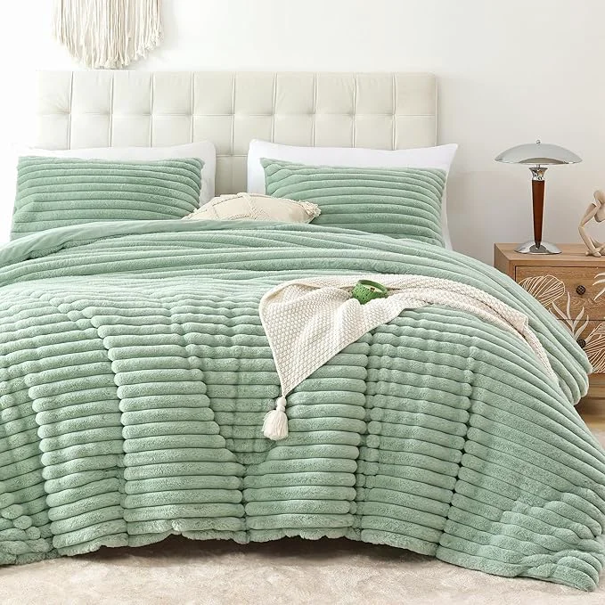Carefully Designed Smoofy Fluffy King Size Comforter Set 3 Pieces Enhanced