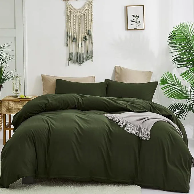 First-Class CLOTHKNOW Dark Green California King Comforter Set Green Bedding Comforter Sets Soft Hunter Green Comforter with 2 x Pillow Cases User-Friendly
