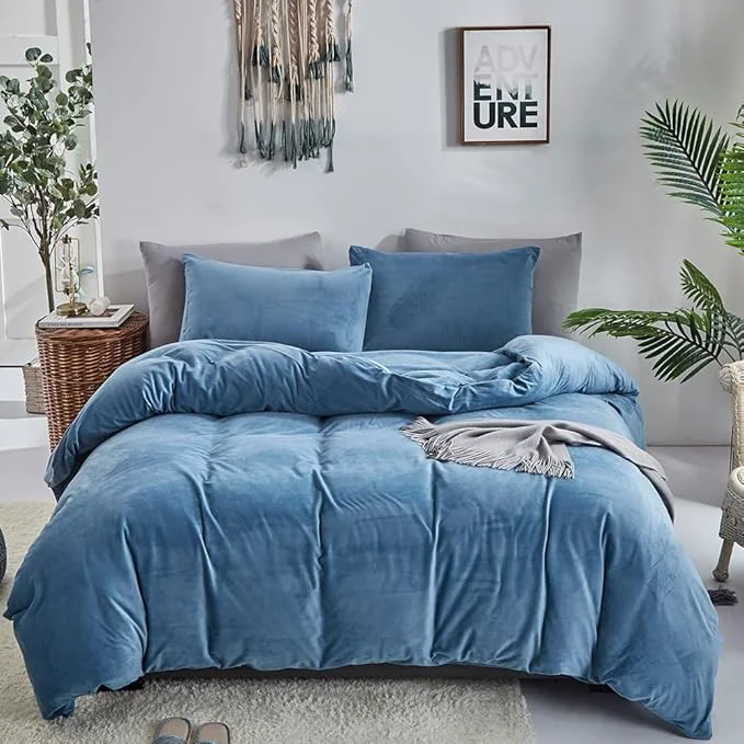 Exclusive CLOTHKNOW Blue Velvet Queen Comforter Set Lake Blue Bedding Comforter Sets Soft Warm Grayish Blue Comforter with 2 x Pillow Cases Superior