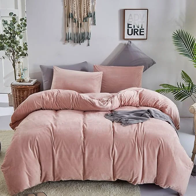 Sophisticated CLOTHKNOW Pink Velvet Full Size Comforter Sets Fluffy Bedding Comforter Sets Soft Blush Comforter with 2 x Pillow Cases Solid