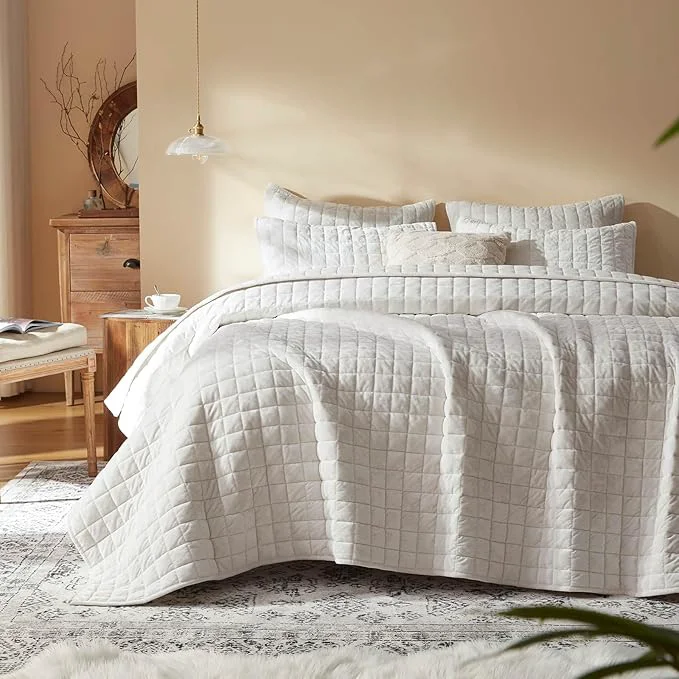 Official LEAONME Velvet Quilt California King-118 39 39 x106 39 39 Lightweight White Velvet Comforter Set with 2 Pillow Shams Soft Oversized Bedspread Coverlet Quilted Bedding Set for All Season Proven