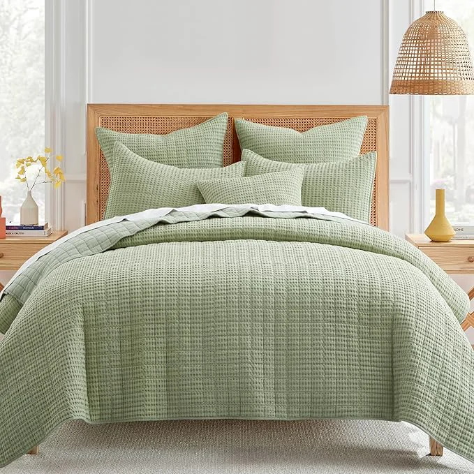 Flexible Levtex Home Mills Waffle Twin XL Twin Quilt Set 68x86in with 1 Pillow Sham 26x20in – Desert Sage – Cotton Twin Size Quilt Bedding Set – Lightweight Soft Pre-Washed Refined