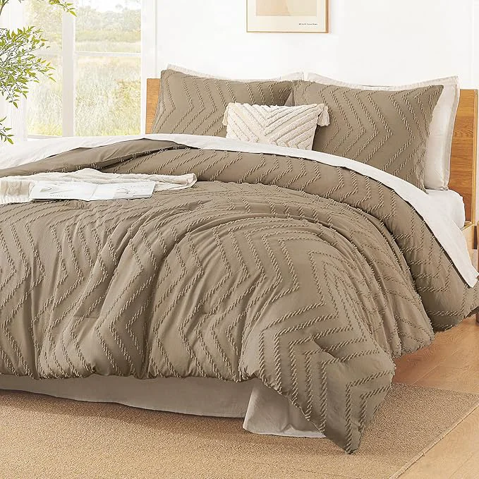 Trusted Litanika Taupe Queen Size Comforter Sets 3 Pieces Lightweight Chevron Tufted Bedding Comforter Set Fluffy Down Comforter Bed Set Gift Choice 90x90In Comforter and 2 Pillowcases Luxury