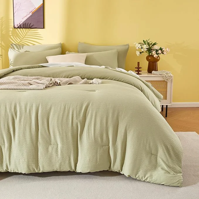 Functional King Size Desert Sage Comforter Set 3 Pieces Double-Layer Crinkle Yarn Bedding All-Season Lightweight Warmth with 2 Pillowcases Casual