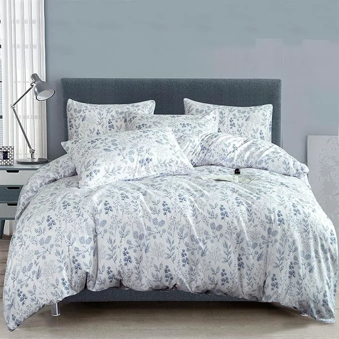 Versatile Floral Comforters Full Size 3 Pieces Soft Chic Garden Style Blue Flower Print Lightweight Botanical Comforter Set for All Seasons 1 Comforter and 2 Pillowcases