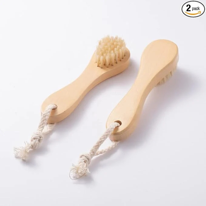 Fashionable 2 Pack Wood Handle Manual Face Facial Cleansing Brush 5.7 Natural Boar Consistent