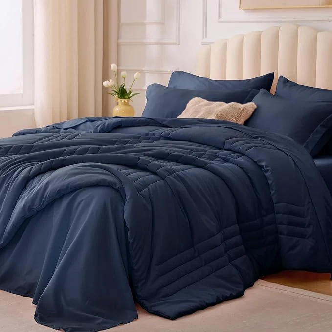 Trendy Full Comforter Set Navy First-Class