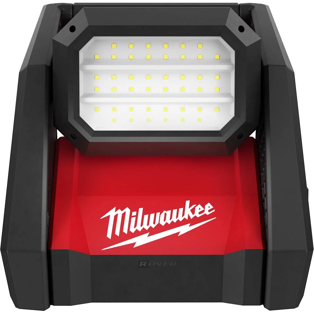 Classic Milwaukee M18™ ROVER™ Dual Power Flood Light Detailed