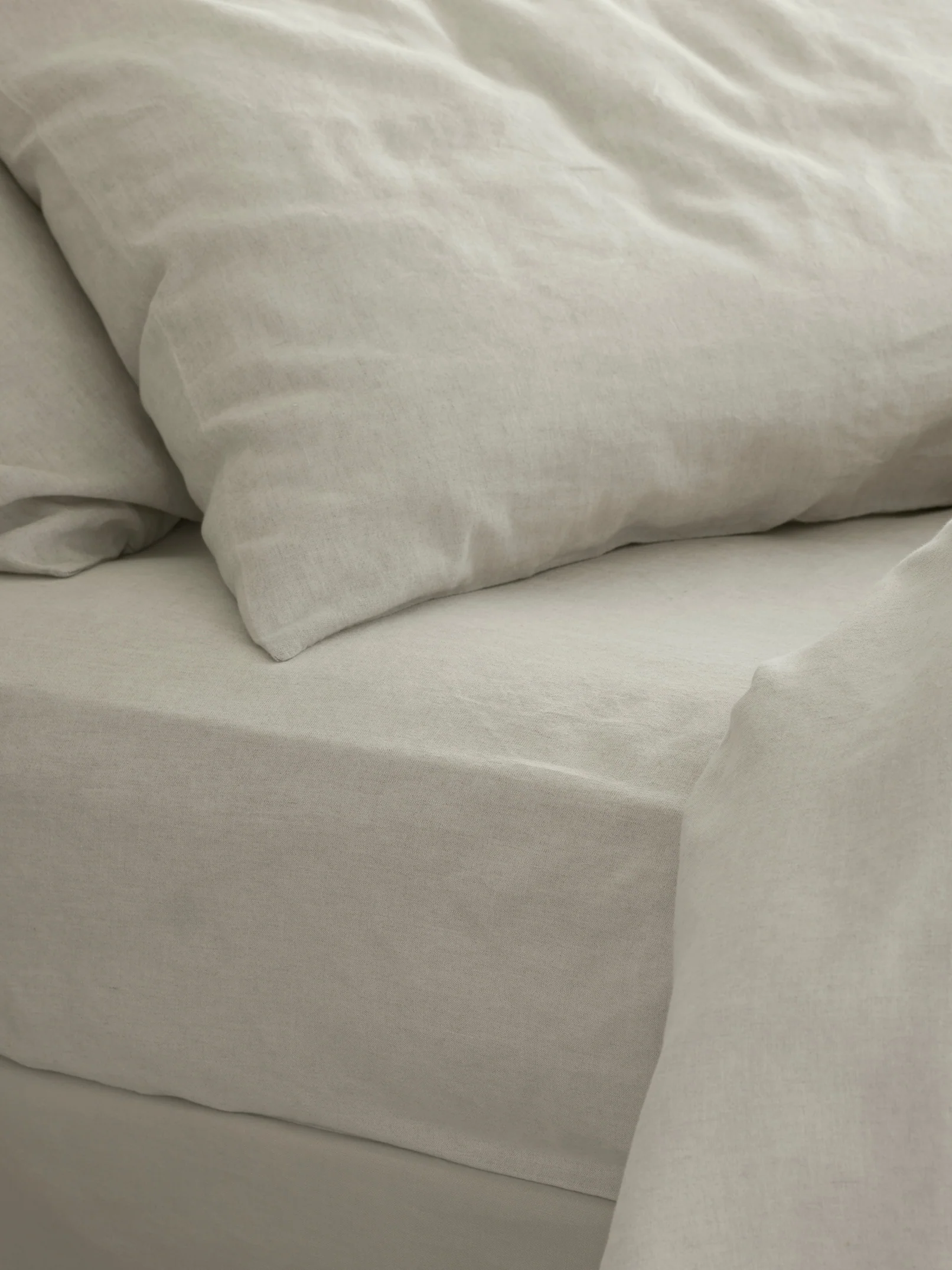 Crafted Oatmeal Linen Fitted Sheet Sustainable