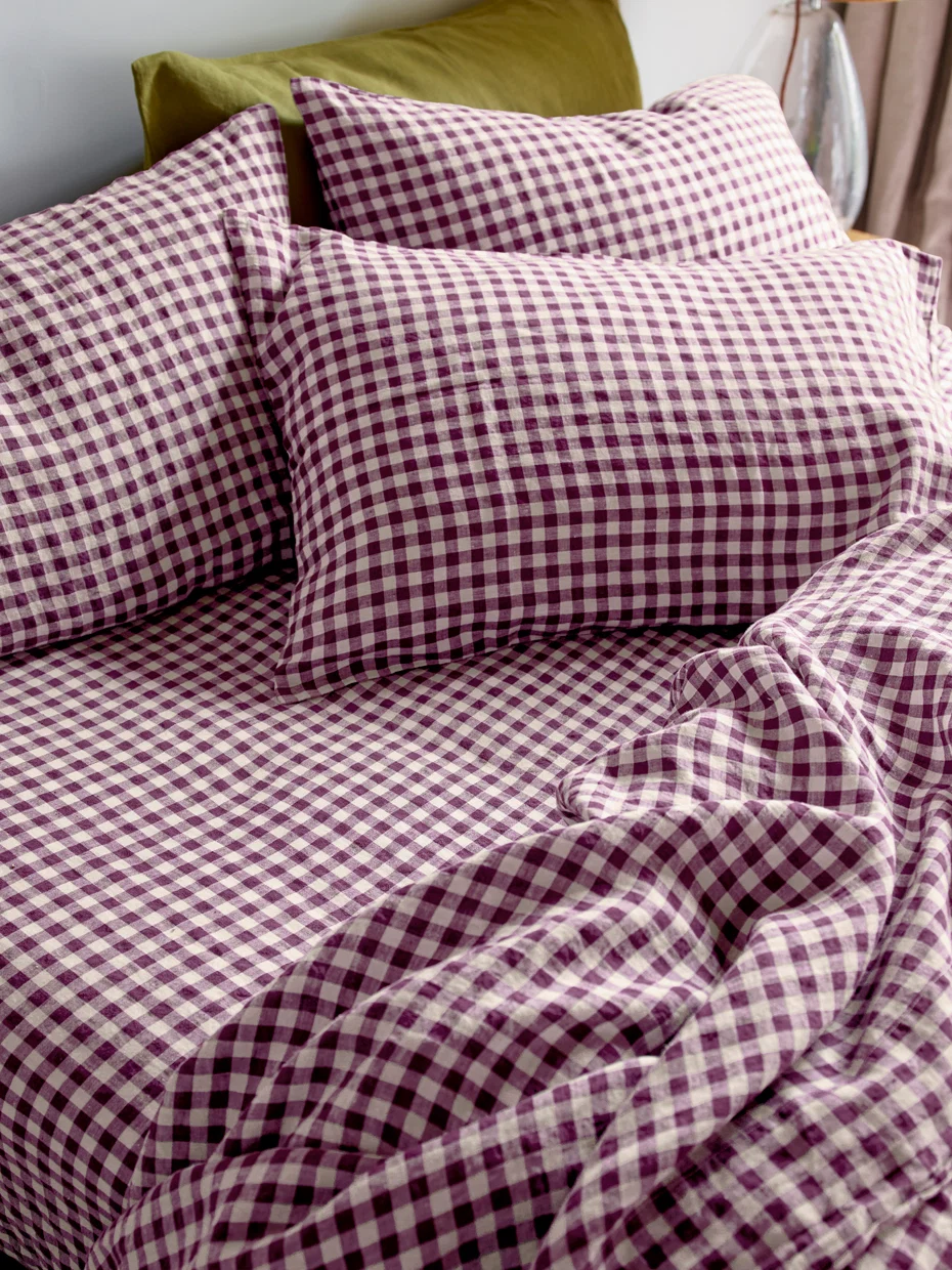Original Berry Gingham Linen Fitted Sheet Traditional