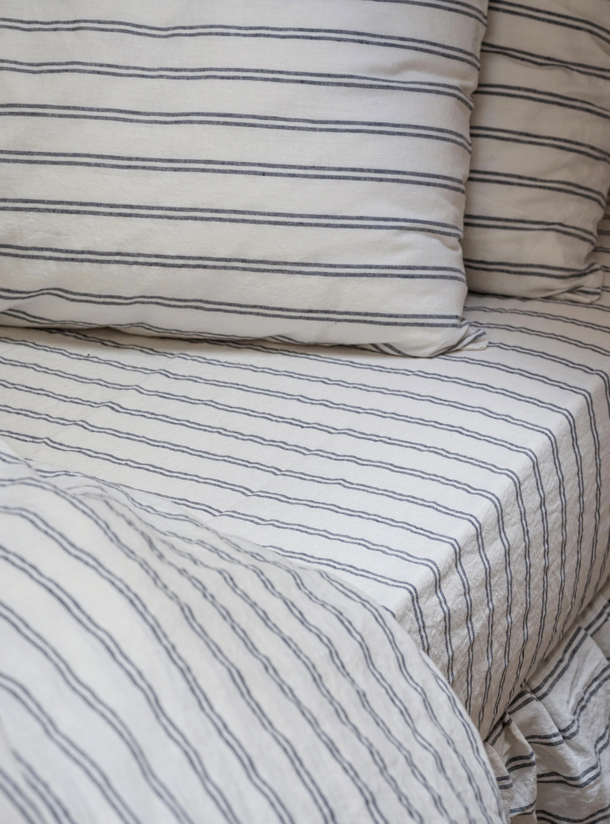 Top-Quality Ivory Kemptown Stripe Linen Blend Fitted Sheet High-Grade