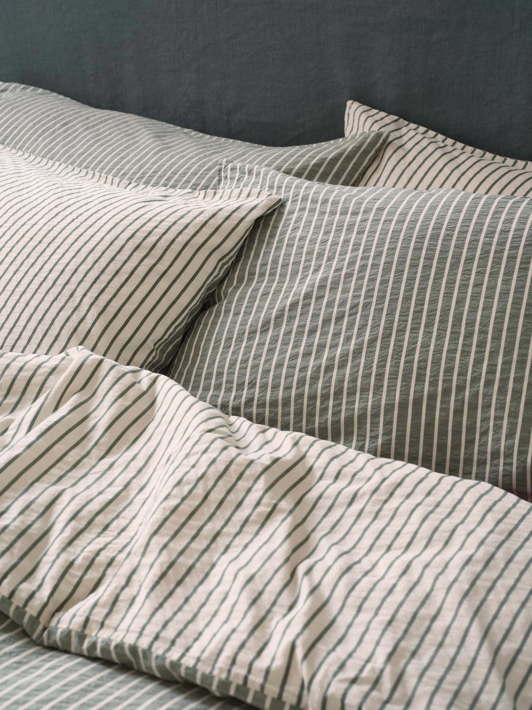 User-Friendly Spruce Green Textured Stripe Cotton Pillowcases Pair Clean