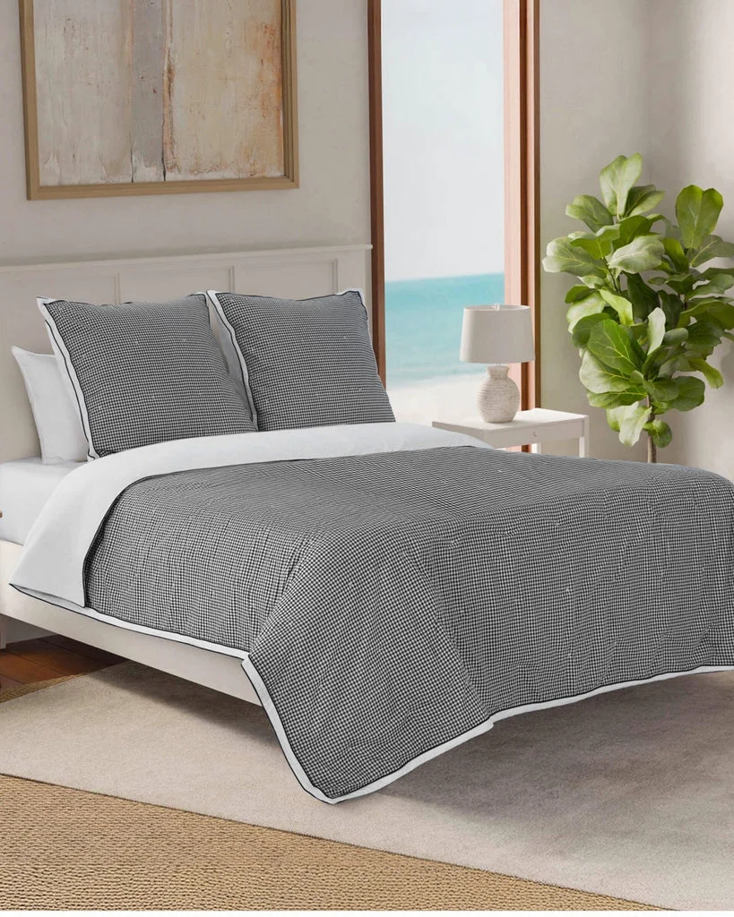 World-Class Sag Harbor Quilt Convenient