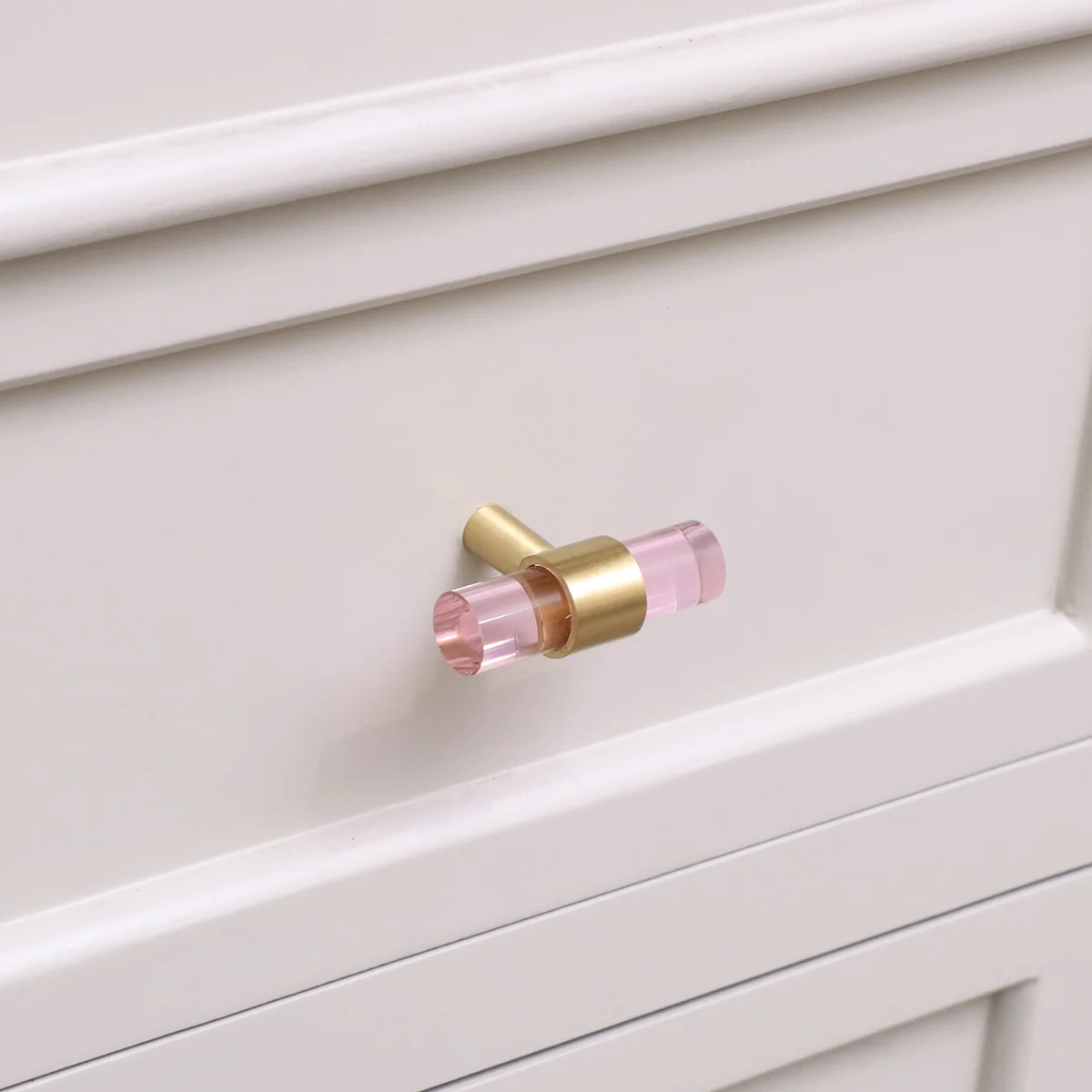 World-Class Gold Pink Acrylic T-Bar Shaped Drawer Handle Consistent
