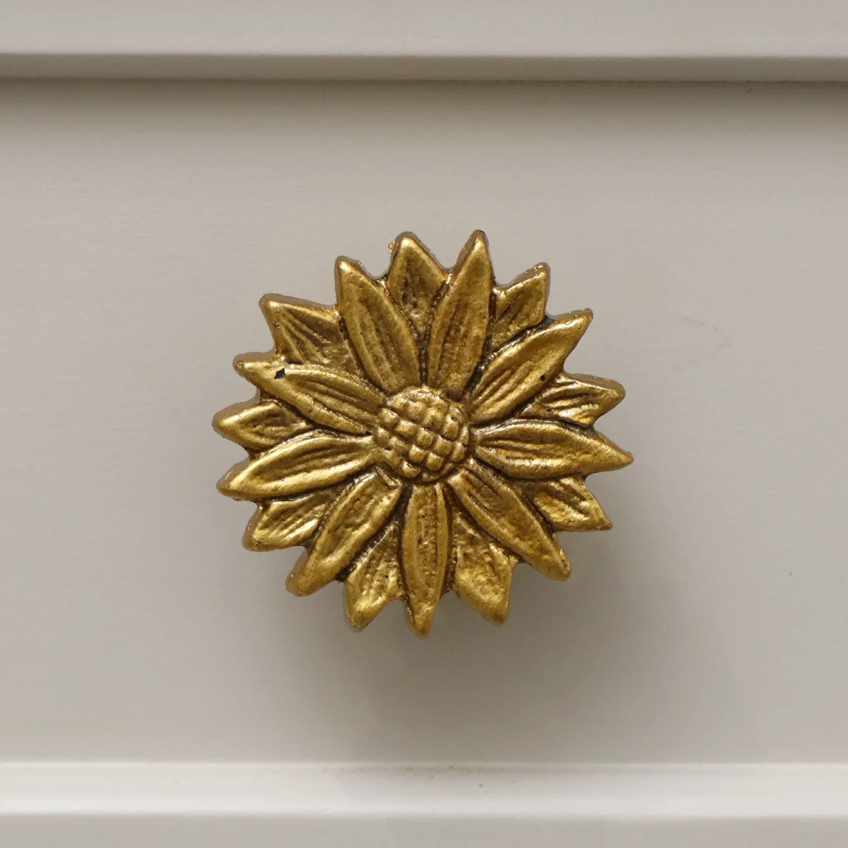Powerful Large Gold Sunflower Drawer Knob Elite