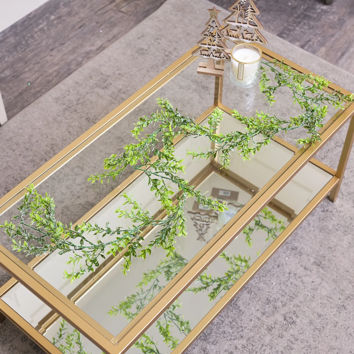 Contemporary Green Frosted Foliage Christmas Garland – 160cm 1.6m 62.9′ Long-Lasting