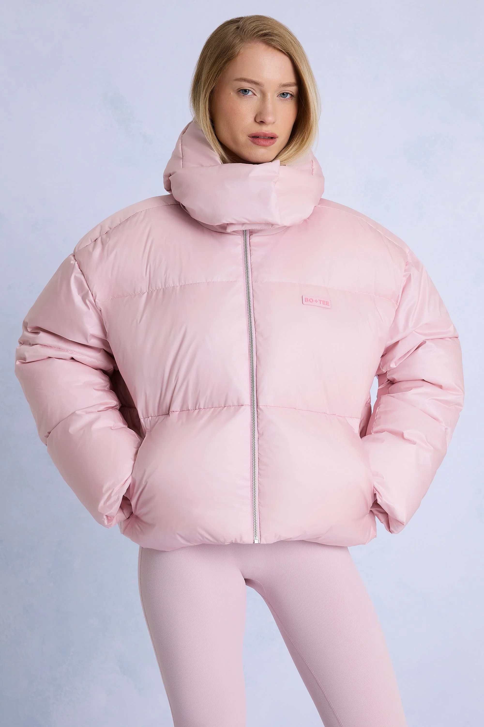 Stylish Waterproof Cropped Oversized Ski Jacket in Powder Pink Green