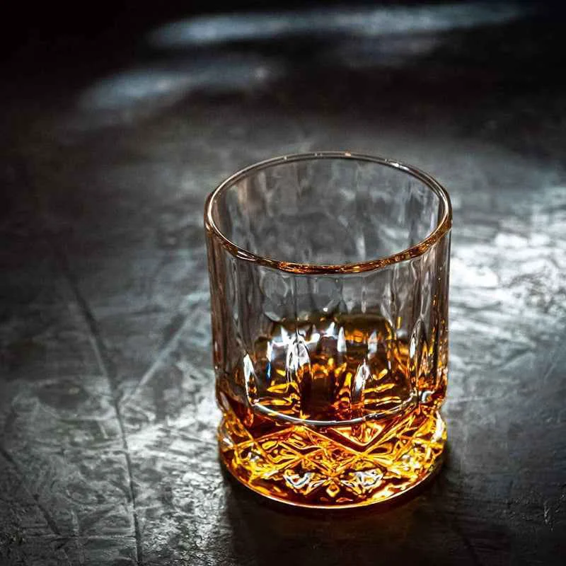 Enhanced Signature Whiskey Glasses Set With Stones Functional