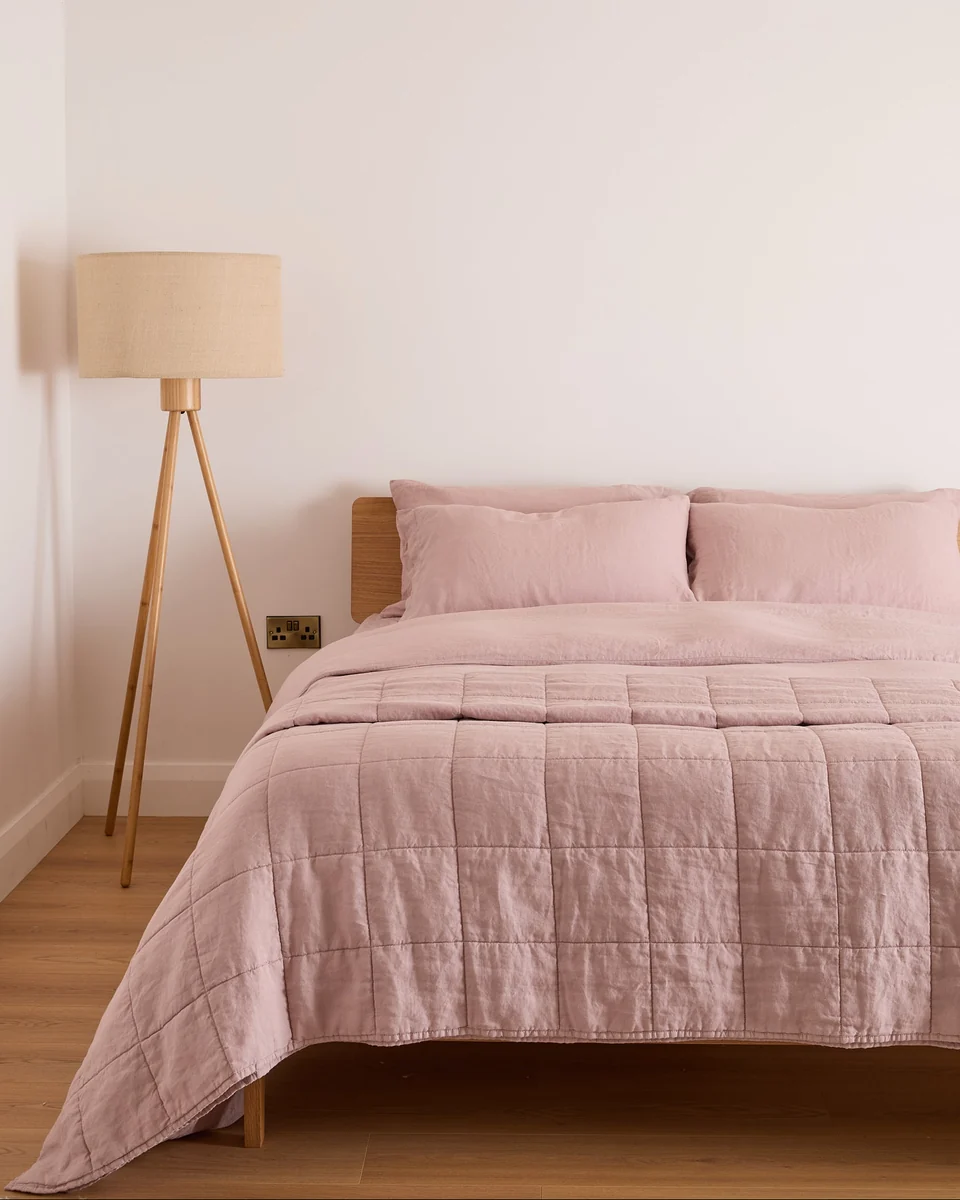 Soft Foxford Blush Pink Linen Quilt Genuine