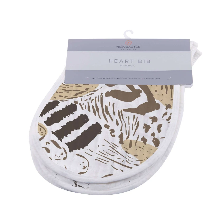 Minimalist Heart Bib Set Fashionable
