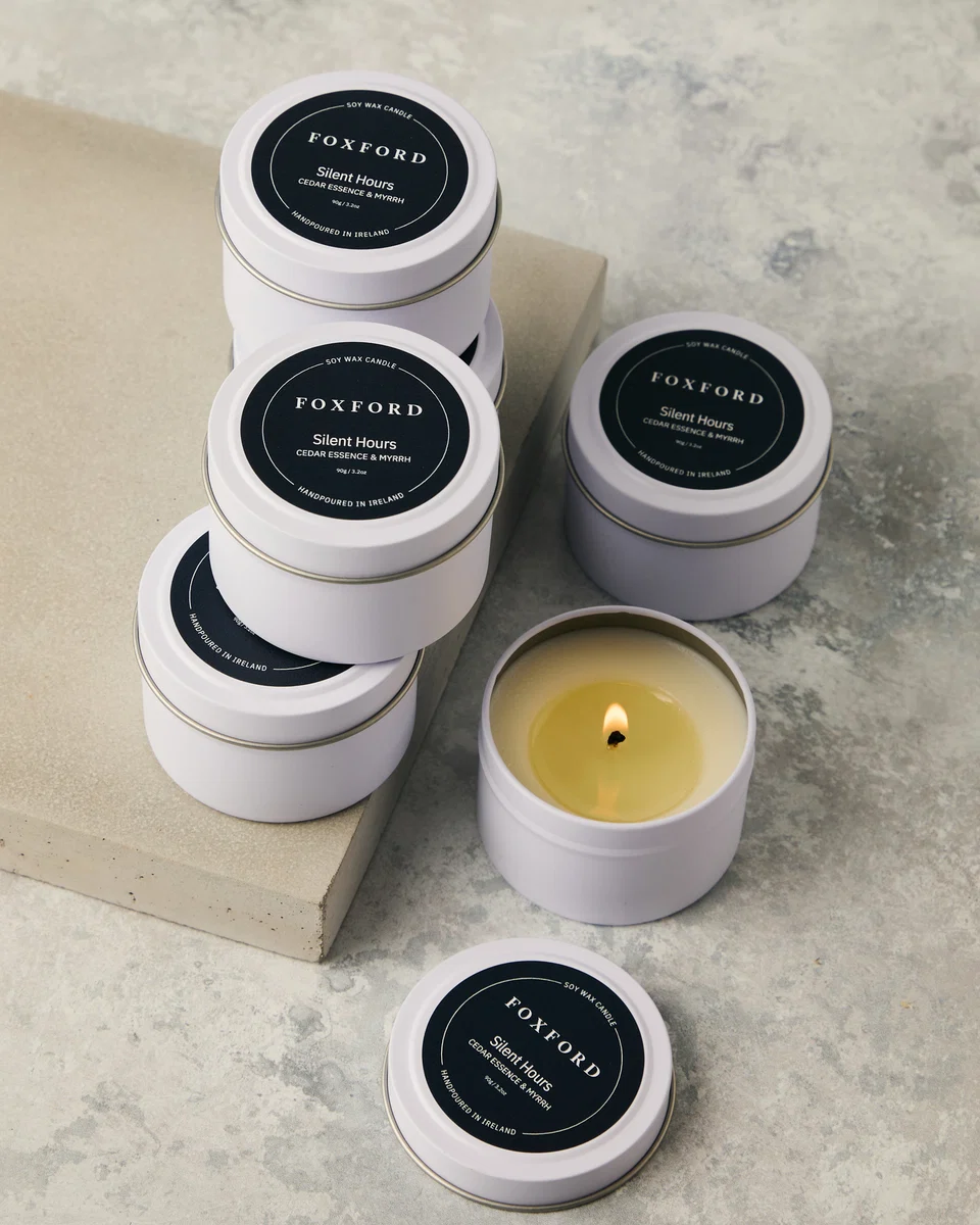 Green Foxford Silent Hours Travel Candle 90g Traditional