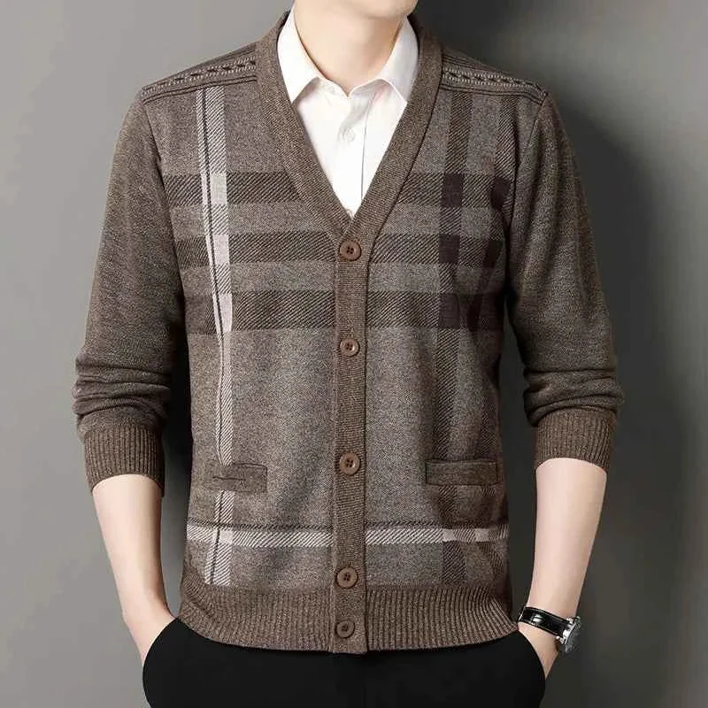 Practical Men s Vintage Plaid Knitted Cardigan with Button Front V-Neck Front Pockets Top-Quality