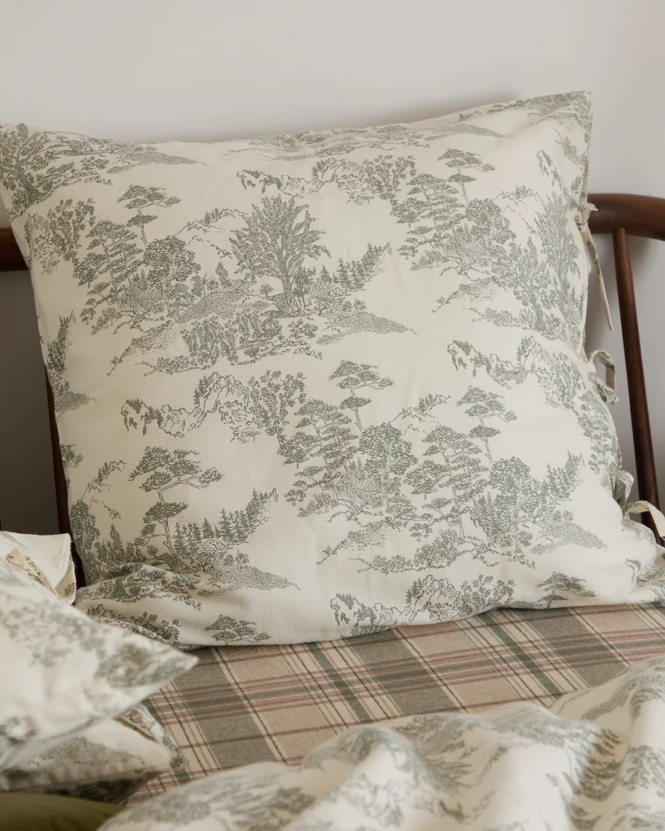 Green Foxford Eve Toile Flannel Square Pillowcase Easy-to-Use