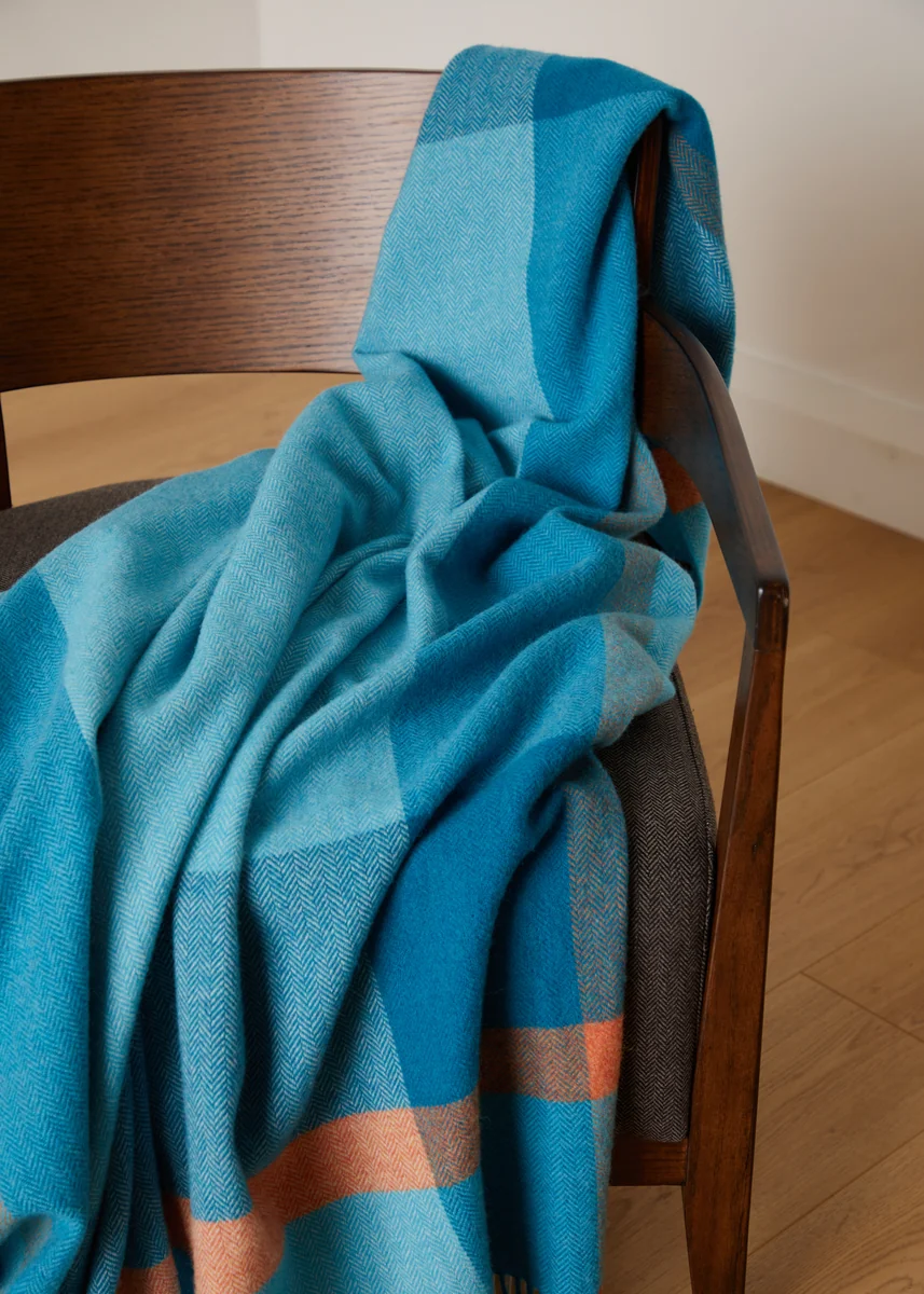 Selected Foxford Oisín Lambswool Throw Authentic