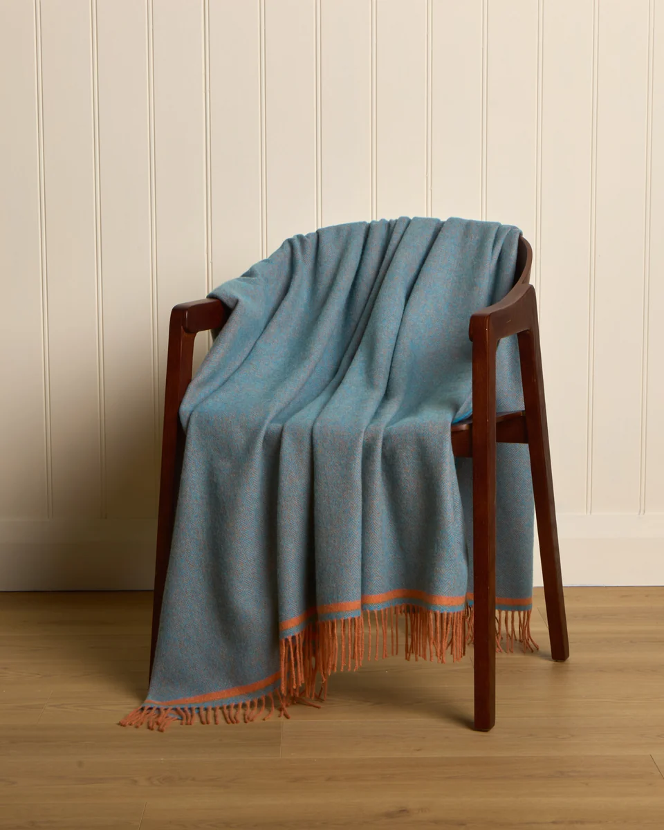 Reusable Foxford Tadgh Lambswool Throw Casual