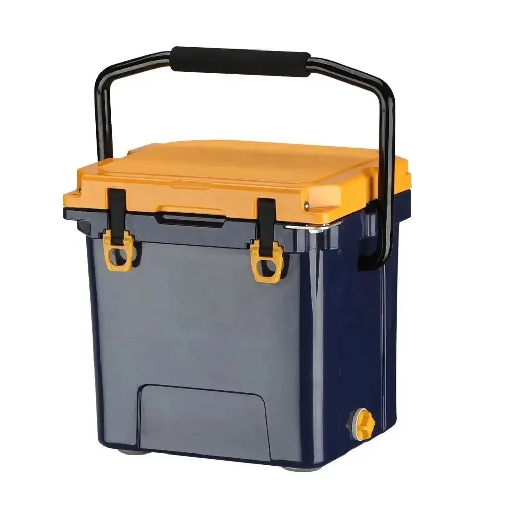 World-Class a portátil para picnic rotomoldeada de 13 cuartos aislada impermeable y con aislamiento. Secure