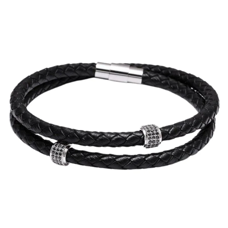 Excellent Giulio Pulsera de cuero trenzado con cierre magnético Clean