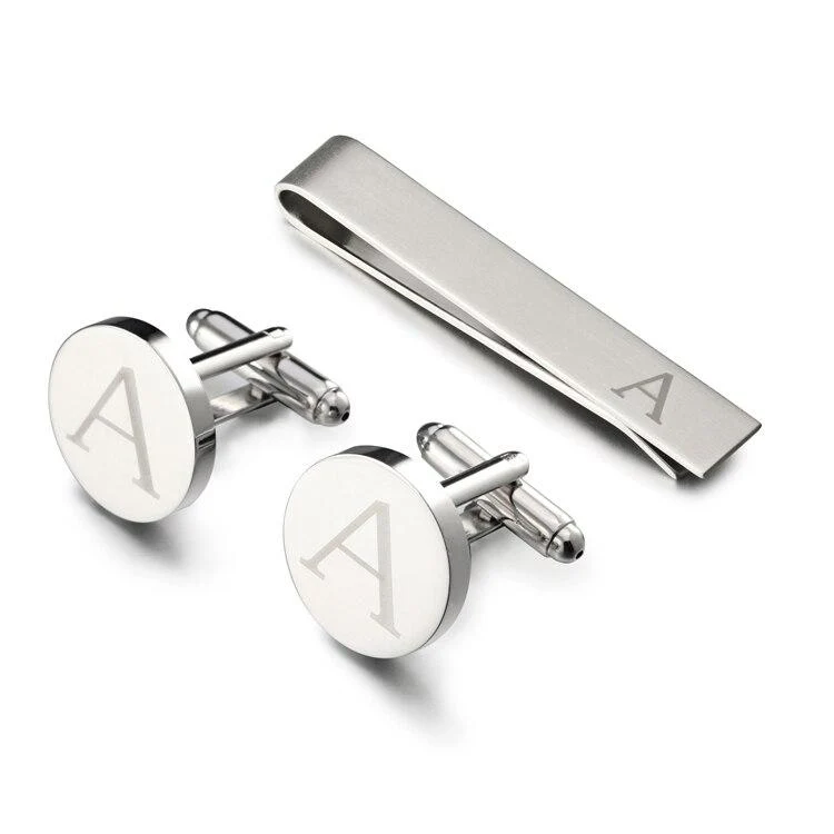 Innovative Set de gemelos y pasador de corbata personalizados con monograma Powerful